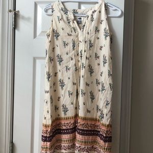 Super cute dress!